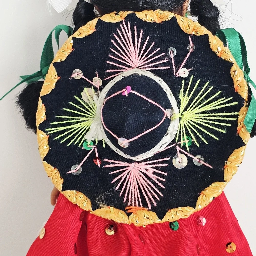 Vintage Mexican‎ Souvenir Doll China Poblana Red Green Dress Sombrero 10.5in
